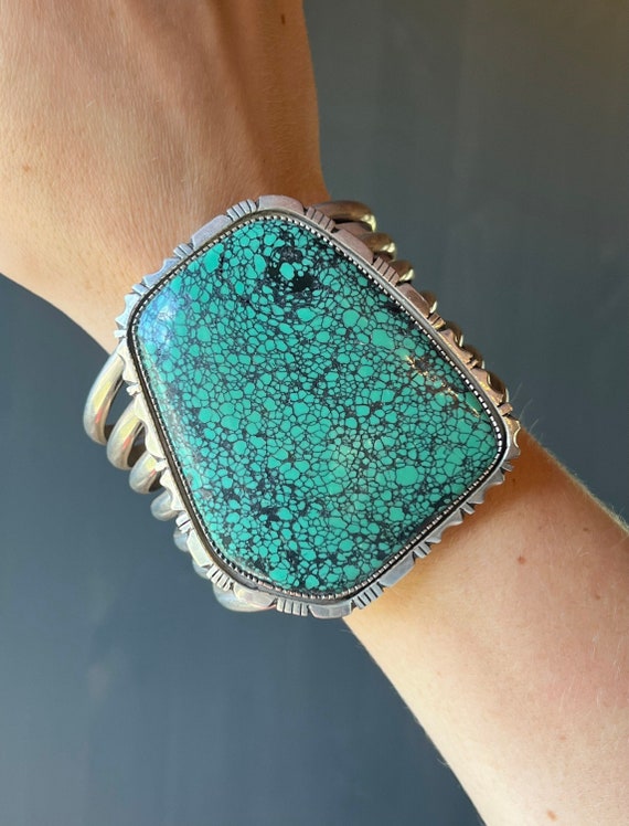 Monstrous Vintage Native American Navajo Blue Spiderweb Turquoise Sterling Silver Bracelet Old Monstrous Vintage Native American Navajo Blue Spiderweb Turquoise Sterling Silver Bracelet Old