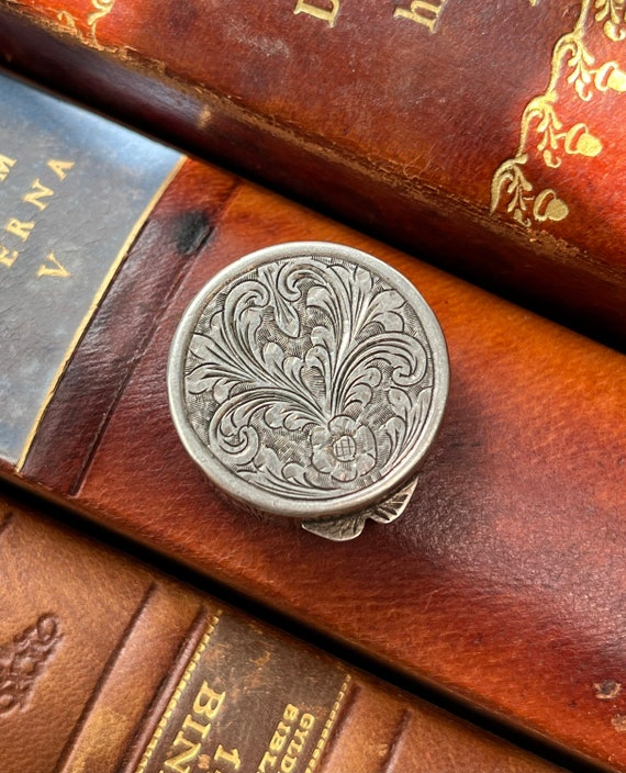 Antique European 800 Silver Pill, Snuff, Trinket … - image 8