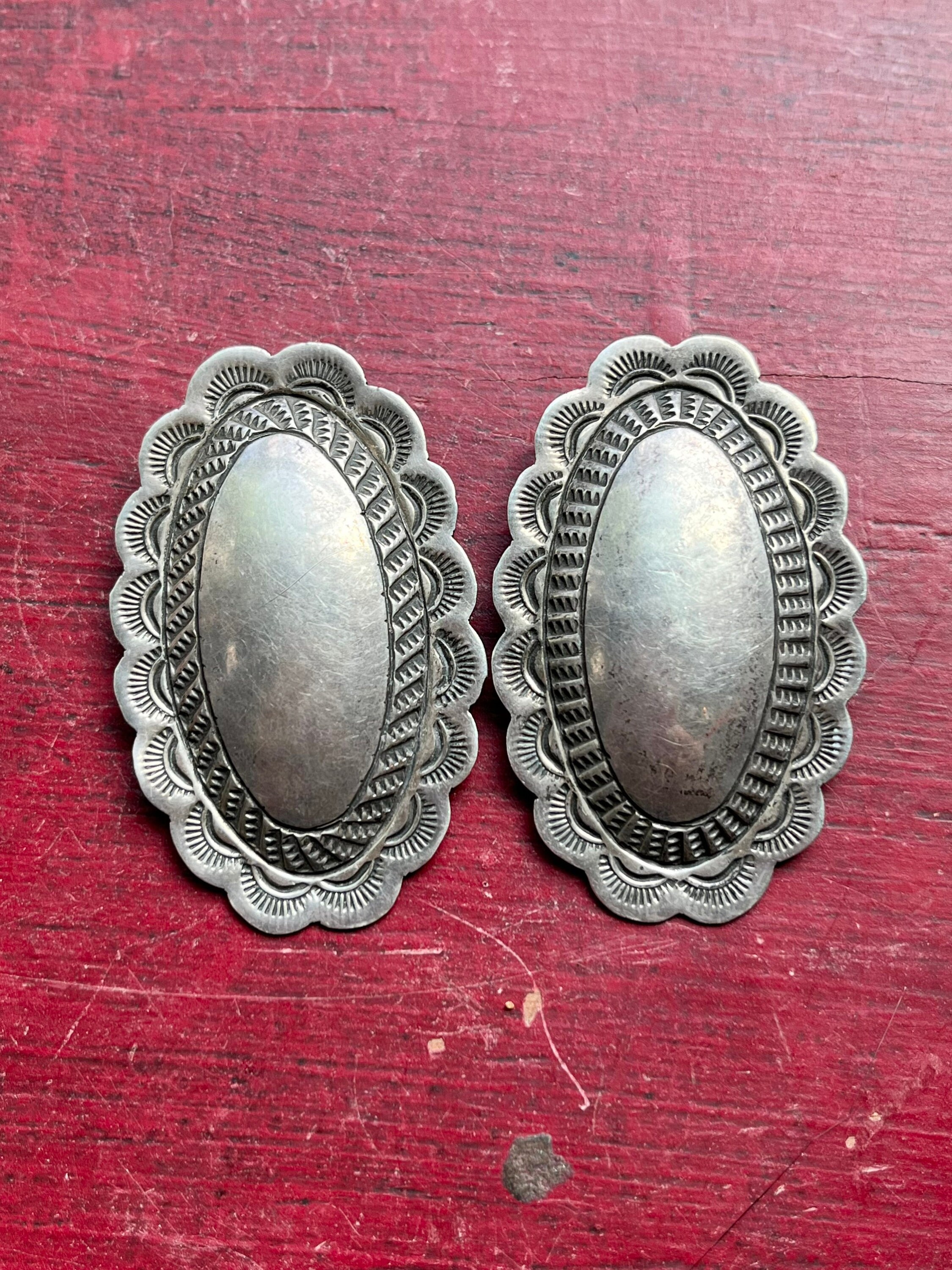 Vintage Native American Vincent Platero Sterling Silver Concha
