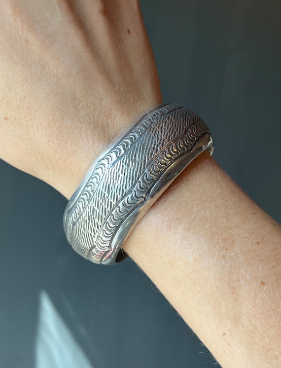 Rare Domed Spiderweb Turquoise!! Vintage Native American Navajo Sterling Silver Bracelet Rare Domed Spiderweb Turquoise!! Vintage Native American Navajo Sterling Silver Bracelet