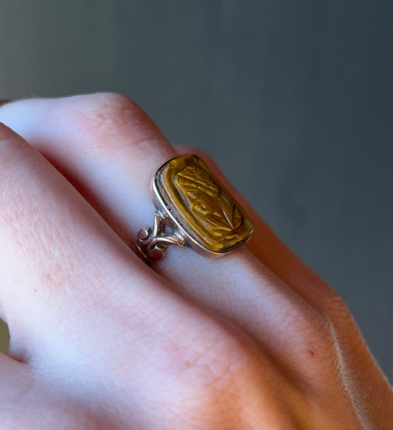 Sz 6 Antique Art Deco 10K Gold & Hand-Carved Tiger's Eye Cameo Ring image 2