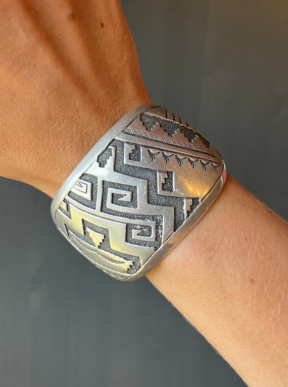 Horse Rider Vintage Thomas Singer Native American Navajo Sterling Silver Bracelet Horse Rider Vintage Thomas Singer Native American Navajo Sterling Silver Bracelet