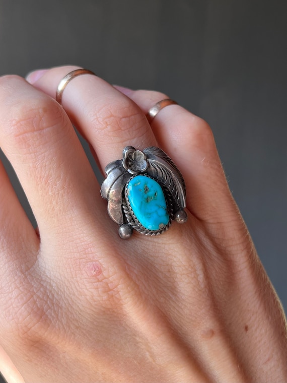 Sz 6 ~ Vintage Native American Navajo Sterling Silver & Blue