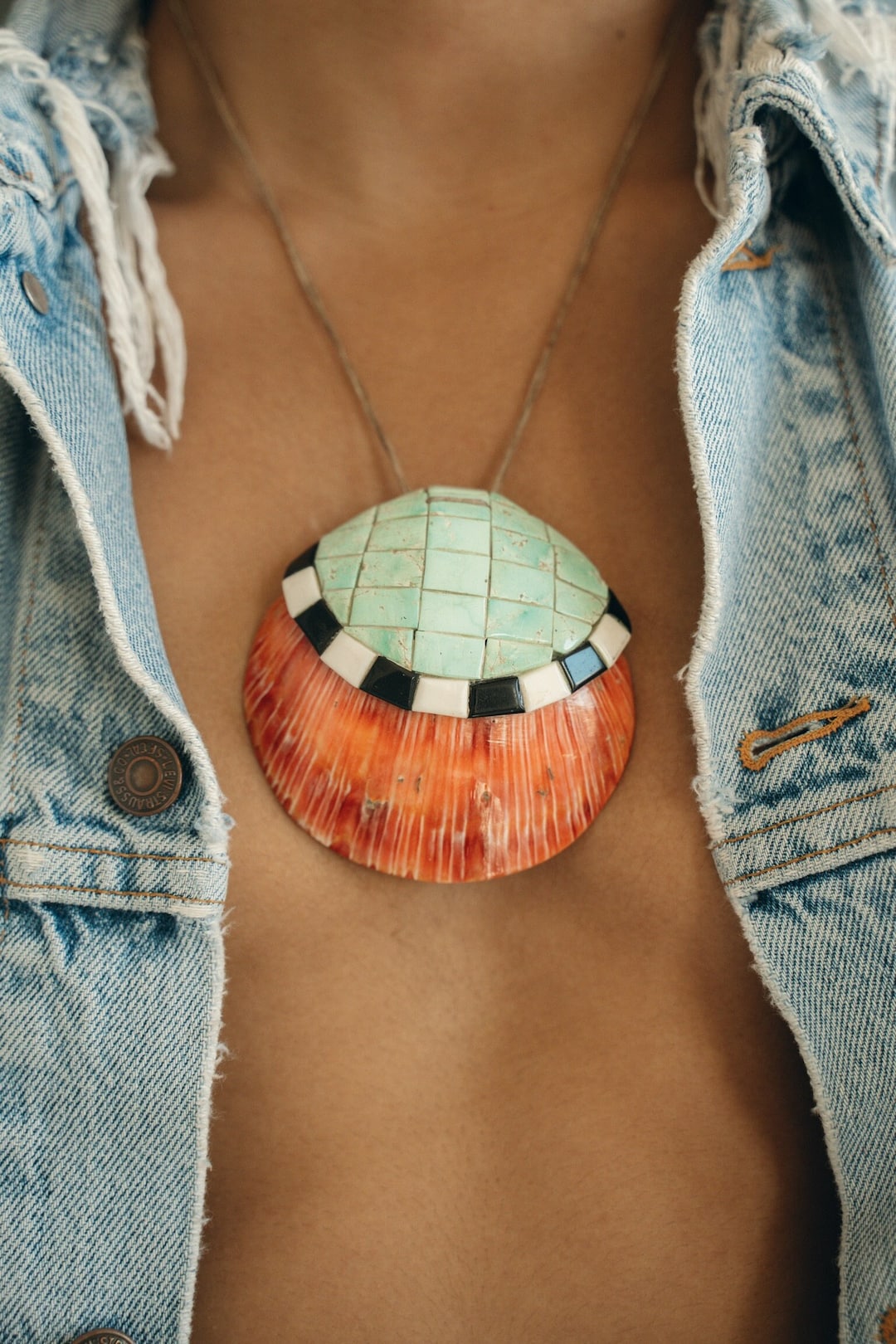 Vintage Santo Domingo Pueblo Native American Turquoise MOP Spiny