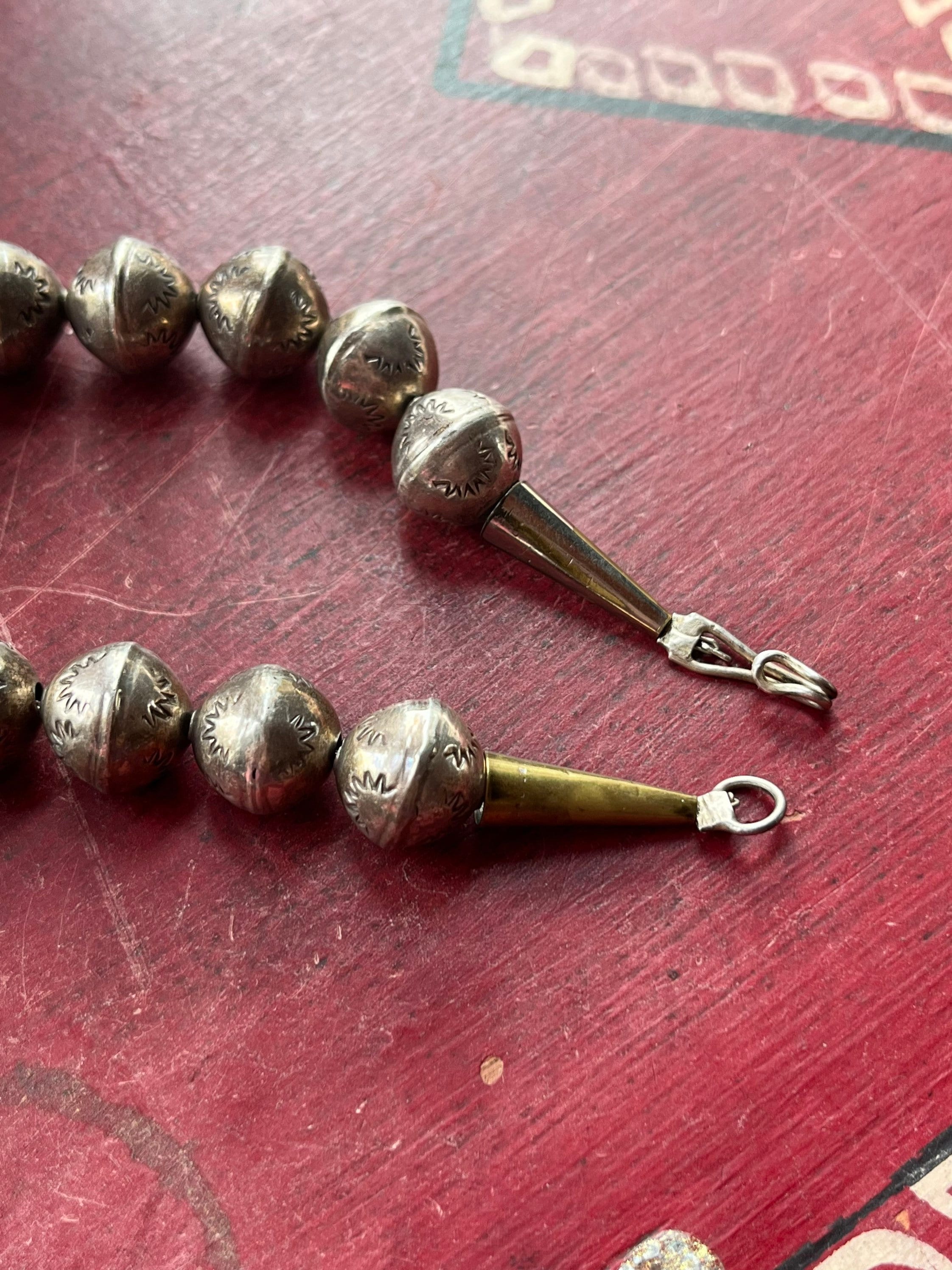 Collier vintage Navajo en argent sterling avec Collier vintage Navajo en argent sterling avec