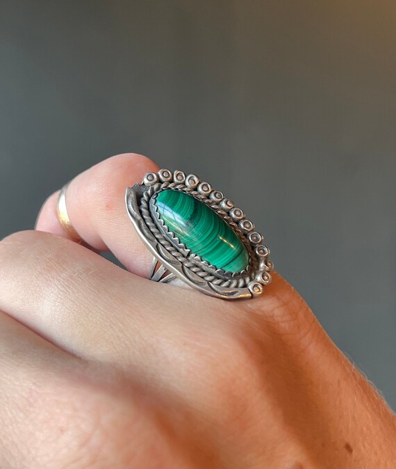 H Navajo Artist Signed Sterling Silver Malachite Ring Size 7