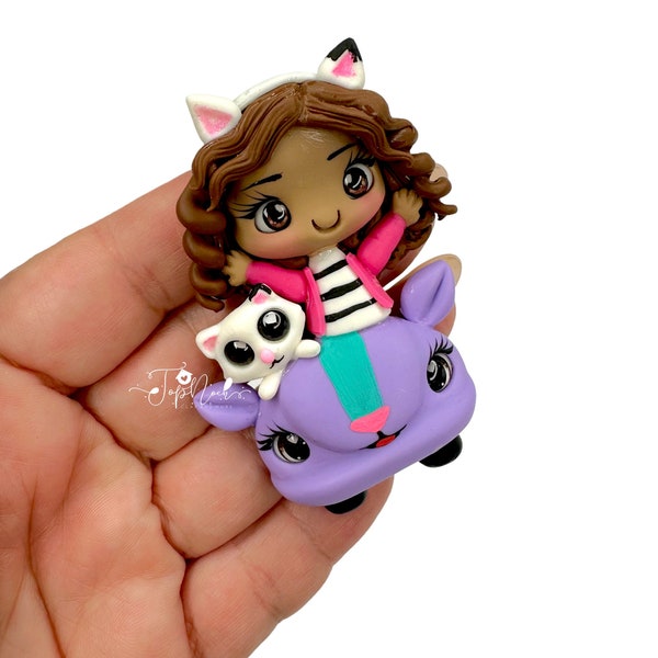 Gabby's CarClays for bows, clay dolls, bow centers, clay dolls for bows, clays for badge reel