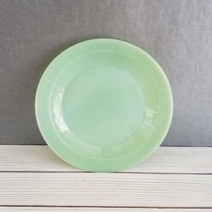 Jadeite Dinner Plate Jane Ray Green Glass Ribbed Fire King Vintage 9 Inch