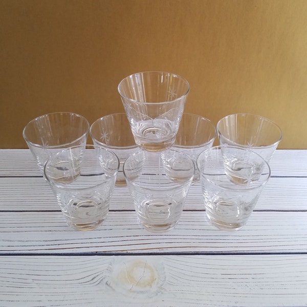 Vintage Atomic Starburst Glasses Rocks Etched Glass Mid Century Barware Set of 9