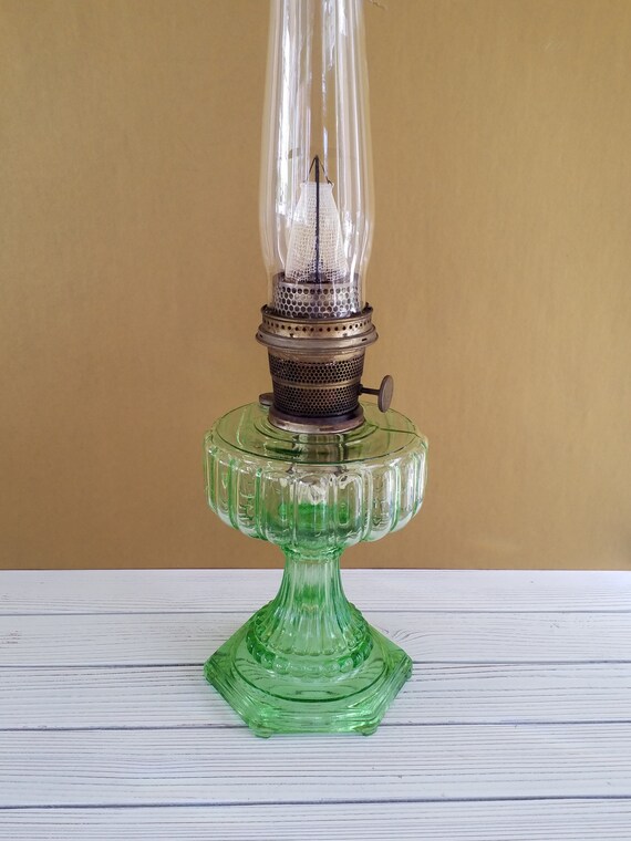 Green Antique Oil Lamp Uranium Glass Aladdin Model B Glows Etsy
