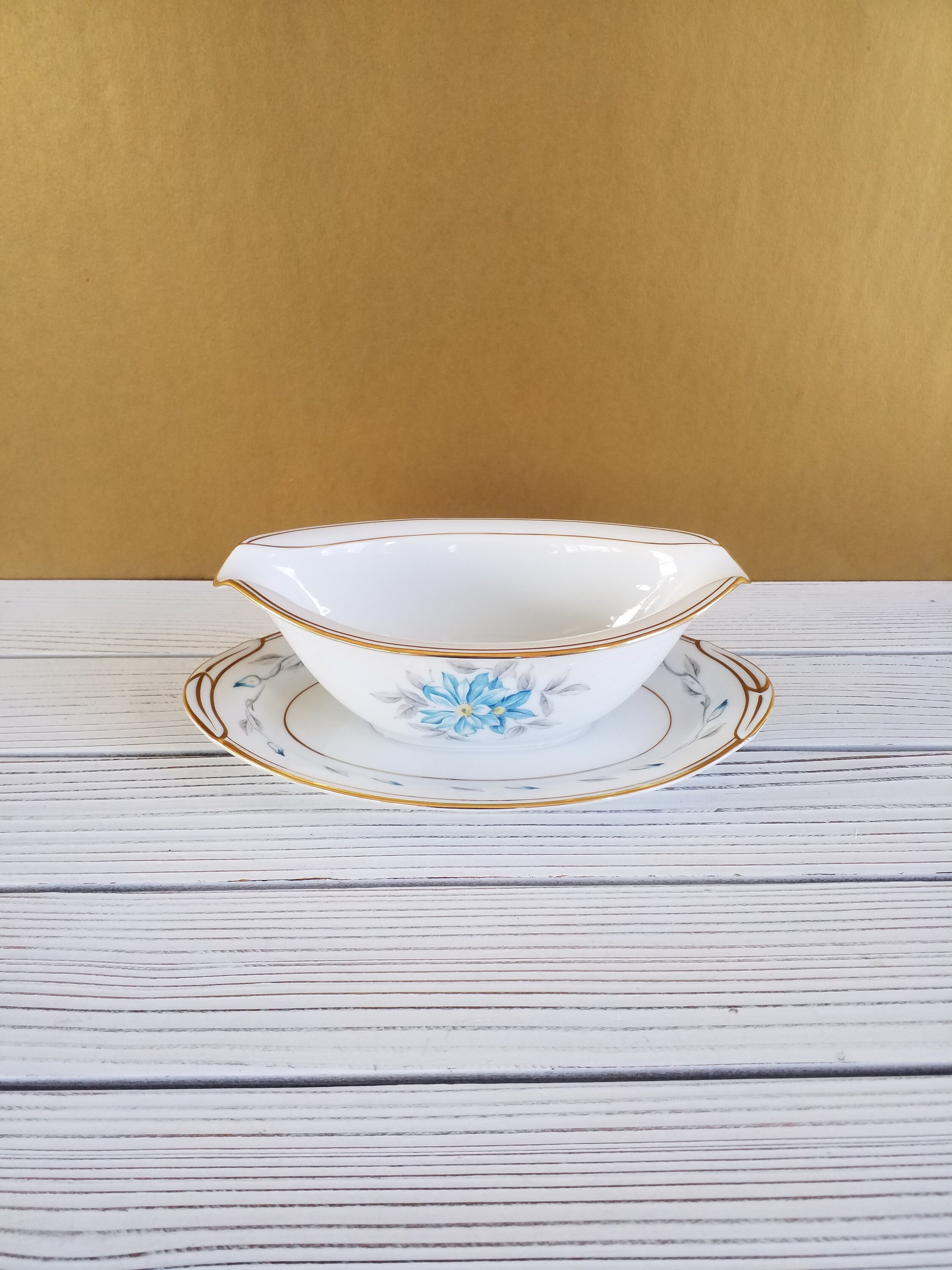 Blue Flower China Gravy Boat Vintage RC Made in Japan