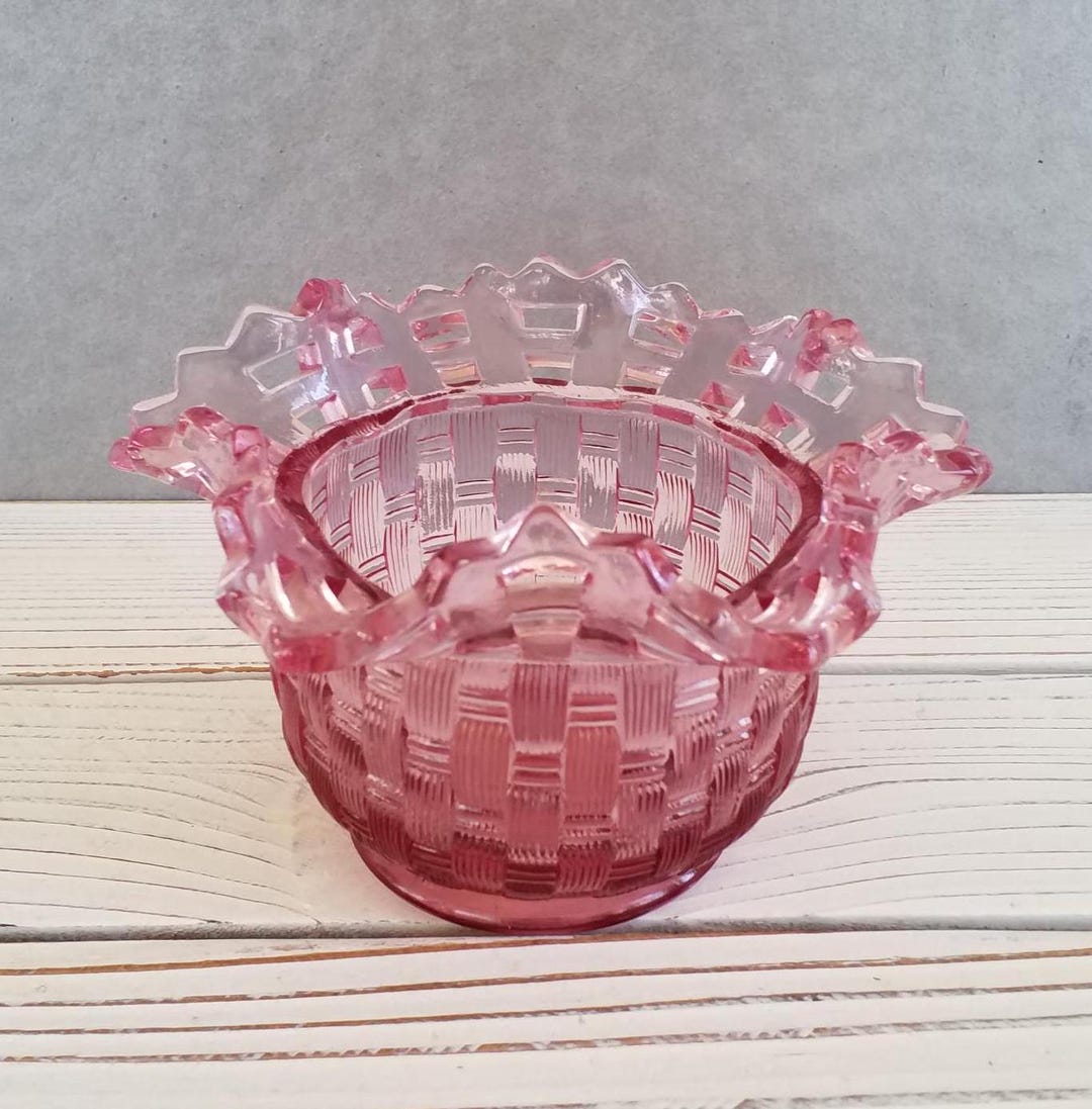 Raspberry Ruffle Retro Signs Fenton Raspberry Basketweave Bowl Ruffled Edge Pink Rose Bowl - Etsy