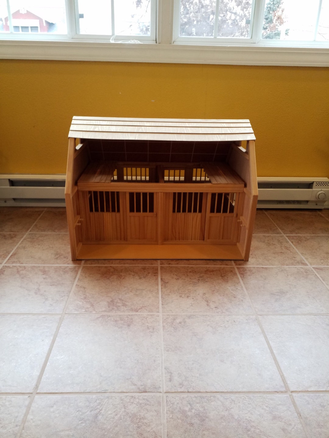 Wooden Toy Horse Barn Stable 2 Large Box Stalls 4 Sliding Doors Hay