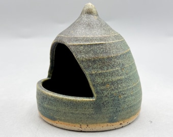 Salt pig, salt cellar
