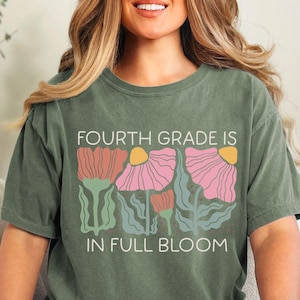 Comfort Colors® Fourth Grade Teacher Shirt, Wildflower Teacher Tshirt, Retro 4th Grade Teacher Team Shirt, Floral Back to School Tshirt Gift