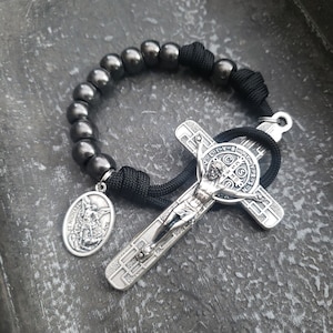 Black Paracord, Gunmetal Pocket Rosary - Mosaic St Benedict Crucifix - Catholic Rosary - Decade Rosary - Paracord Rosary - Catholic Gift