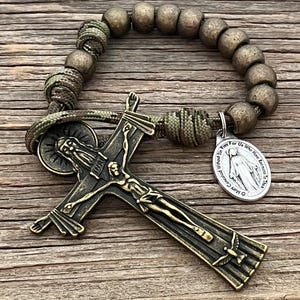Camo Antique Bronze Pocket Rosary - Trinity Crucifix - Walking Rosary - Catholic Rosary - Paracord Pocket Rosary - Confirmation Gift