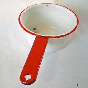 Vintage Enamelware Sauce Pan: Retro Kitchen Decor