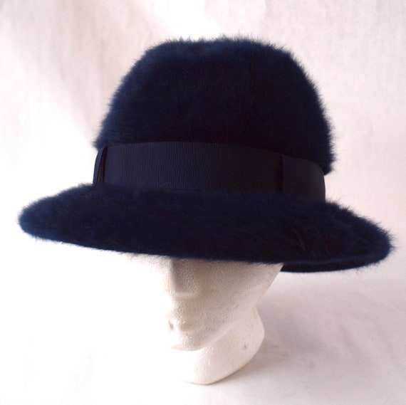 Vintage hat, Navy blue Fur Hat, Kangol cloche buc… - image 6