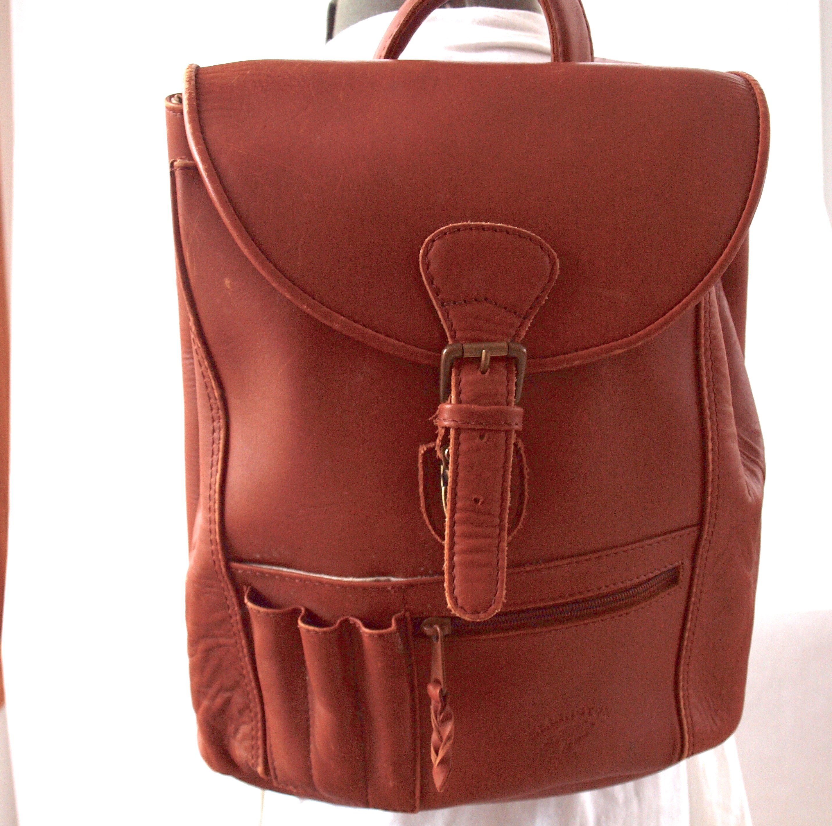 Ellington Rucksack Company Unisex Leather Sling Black Bucket Backpack Bag Rucksack - C.ELLINGTON main image 3