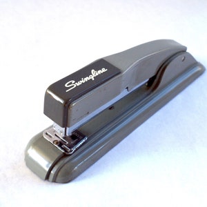 Desk stapler. Vintage stapler for decor or desk accessory, Swingline stapler, Mid century modern stapler