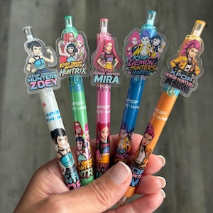 K-Pop party favors random pick pen and pencil or keychain