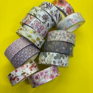 Muestra de cinta washi: varias flores y follajes