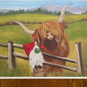 Cartão em branco Gnomo e Highland Coo, cartão Nisse Tomte Highland Cow