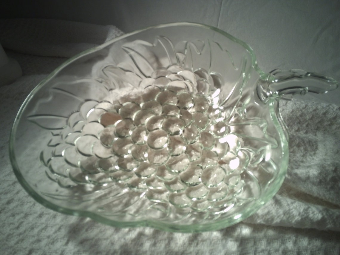 Crystal Happenings Indiana Glass Grape Bowl Etsy Ireland