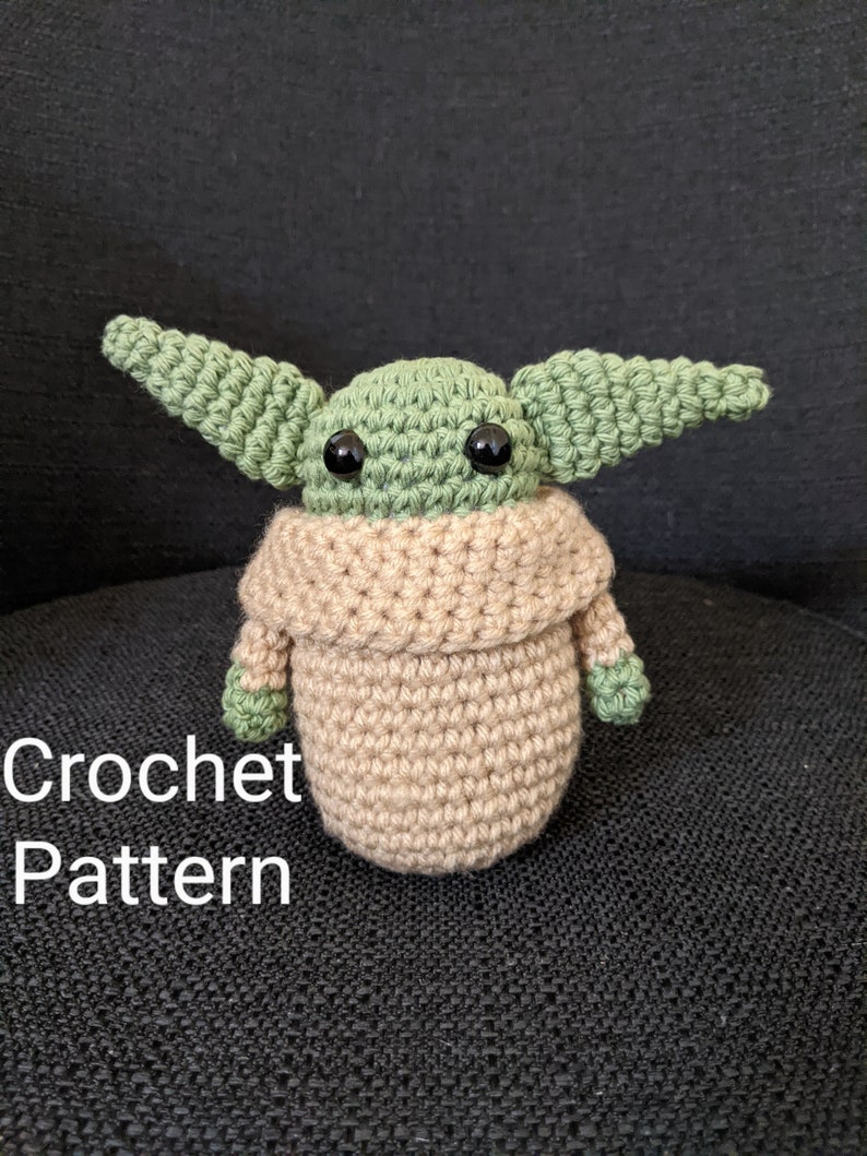 Alien Child Amigurumi Crochet Pattern image 1