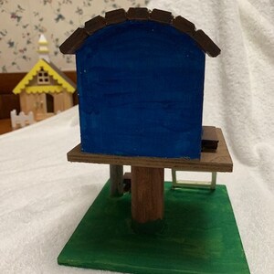Treehouse Birdhouse Wooden Hand Painted Birdhouse Decorative Birdhouse for Outdoors Best Wooden Bird Lover Gift