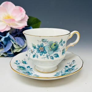 Queen Anne Bone China BlueFlowers Teacup & Saucer