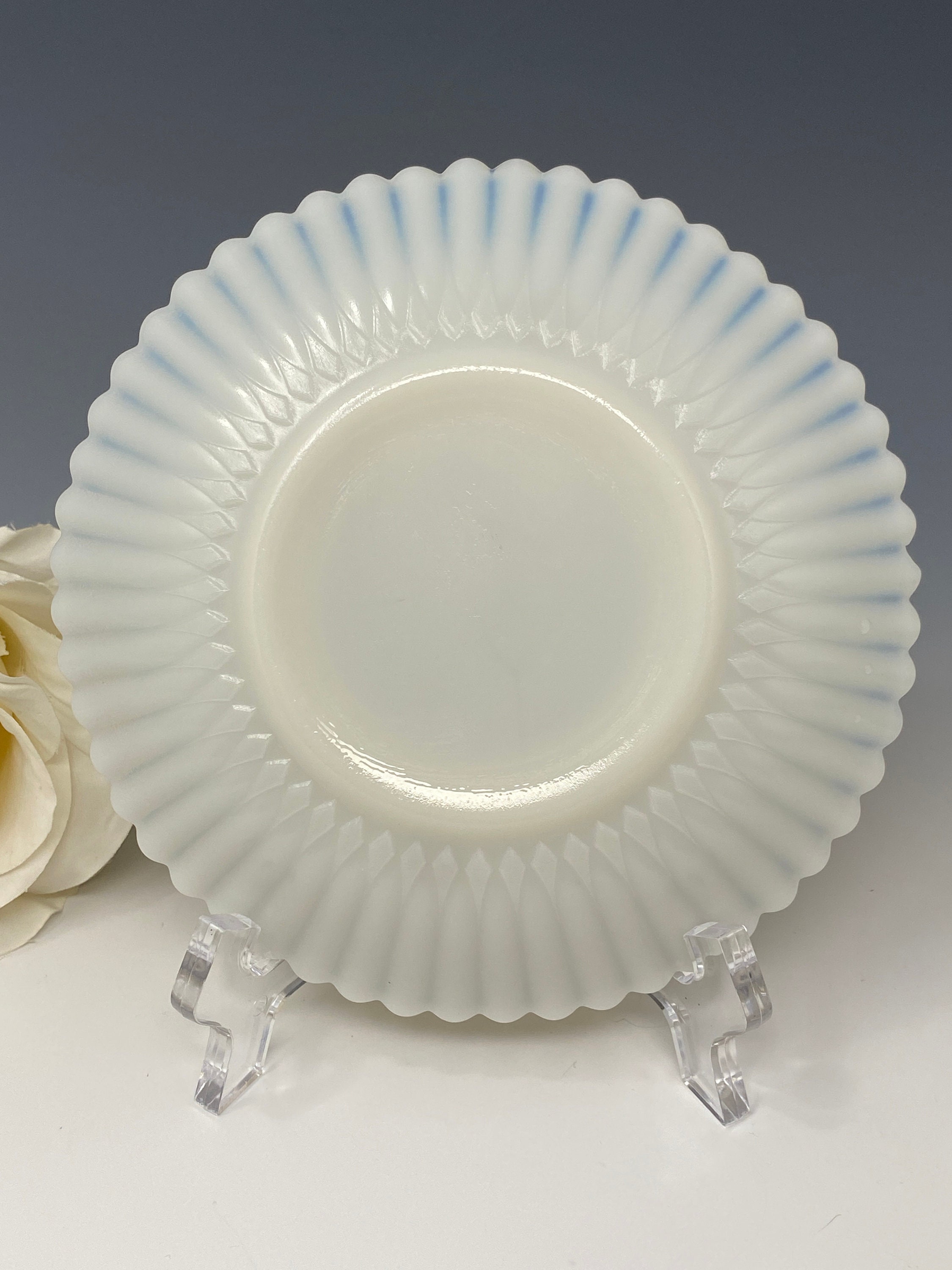 Macbeth-evans MONAX Petalware Milk/uranium Glass Petalware Saucers
