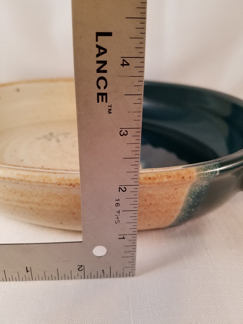 Vintage 1980/'s Signed by Artist Doug Hardy Hand Crafted Pottery Deep Dish with handles