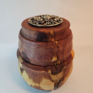 Custom hand turned jewelry box image 4