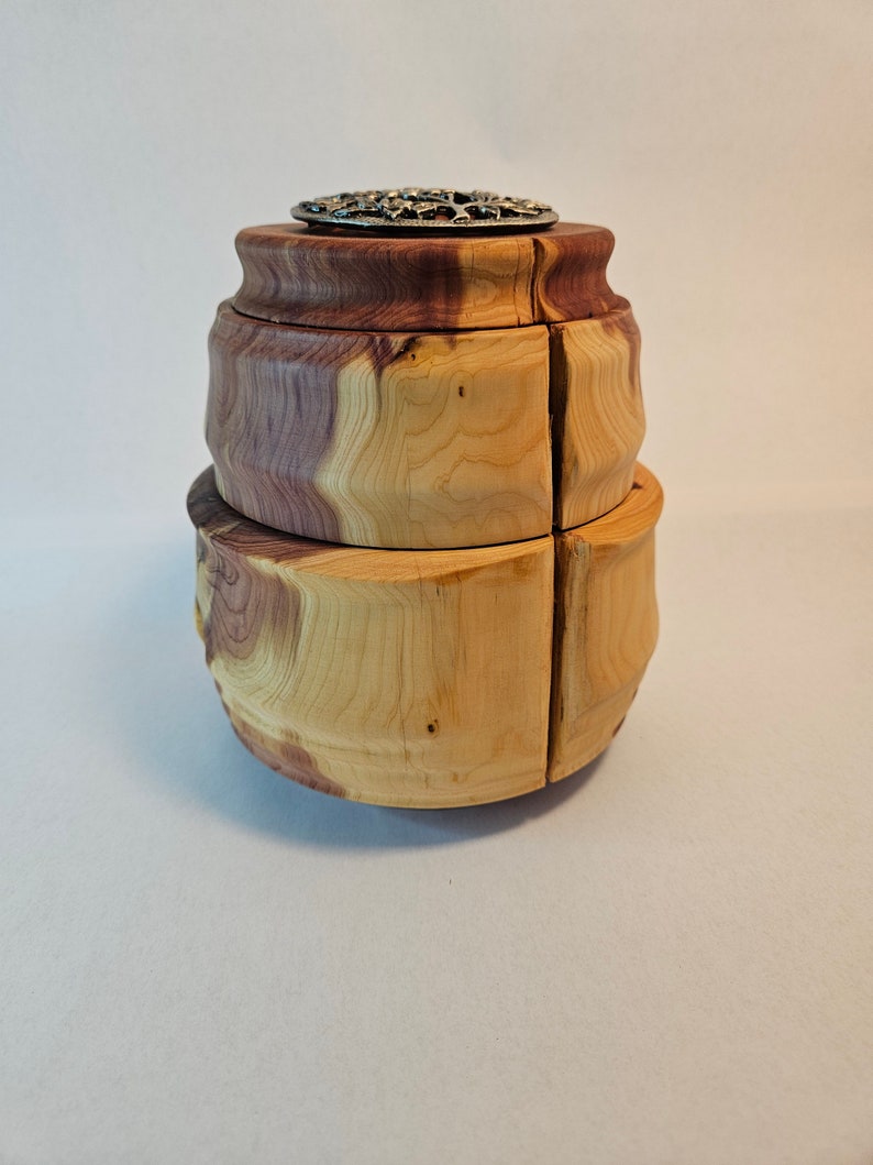 Custom hand turned jewelry box image 2