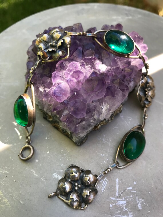 Vintage 1930s sterling green stone bracelet