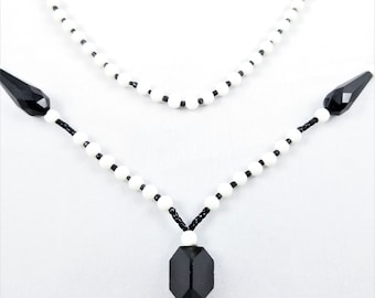 Art deco zwart-witte kralenketting met kralen