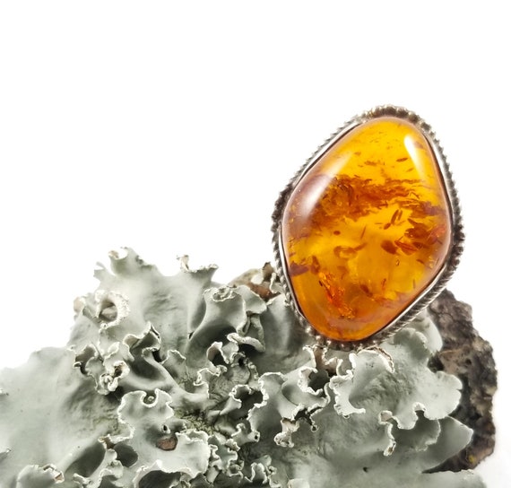 Large Vintage Sterling Silver & Amber Ring - image 1