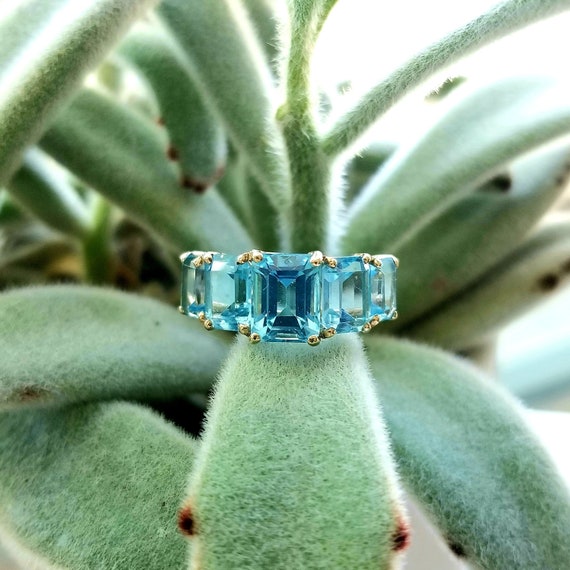 14k Swiss Blue Topaz Five Stone Ring