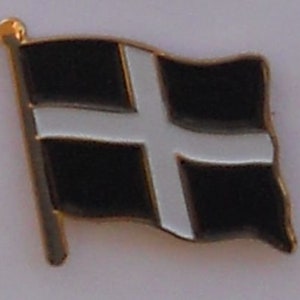 Cornwall UK England County Flag Enamel Pin Badge