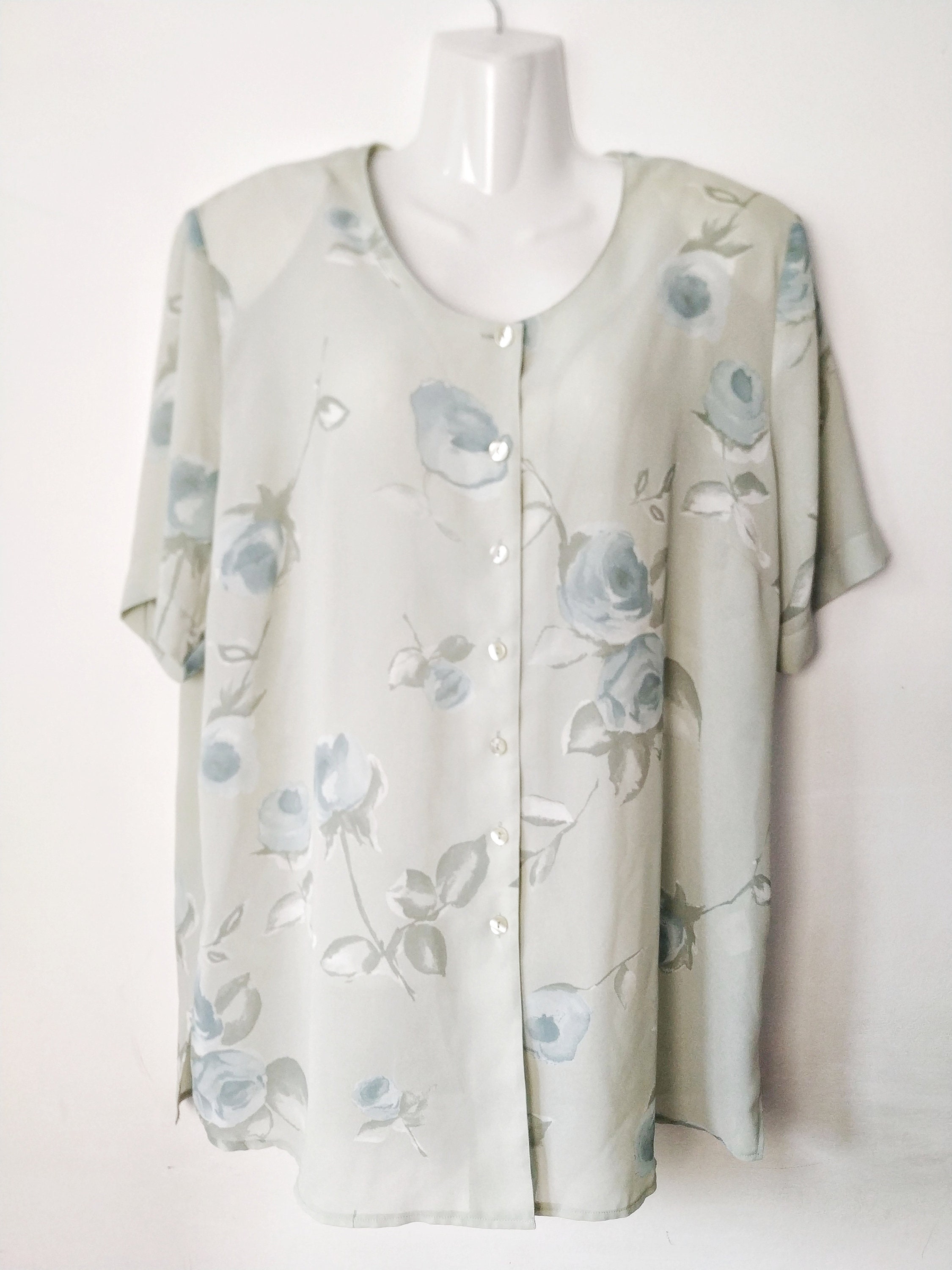Vintage pastel summer blouse Pale green and blue floral | Etsy