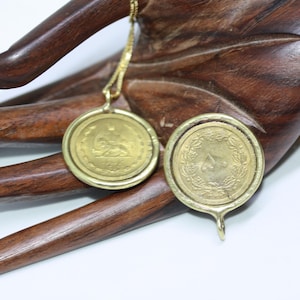 Vintage Perse Gilt Sterling Silver Persepolis Persis Lion Sun Coat of Arm  Shah 50Dinars Coin Bezel 18&quot; Link chain Women&#39;s Necklace
