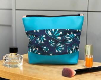 Handmade make up bag | Cosmetic bag | Wash bag | Vanity bag | Unique item | Handmade | Gift for her | Toiletry bag
