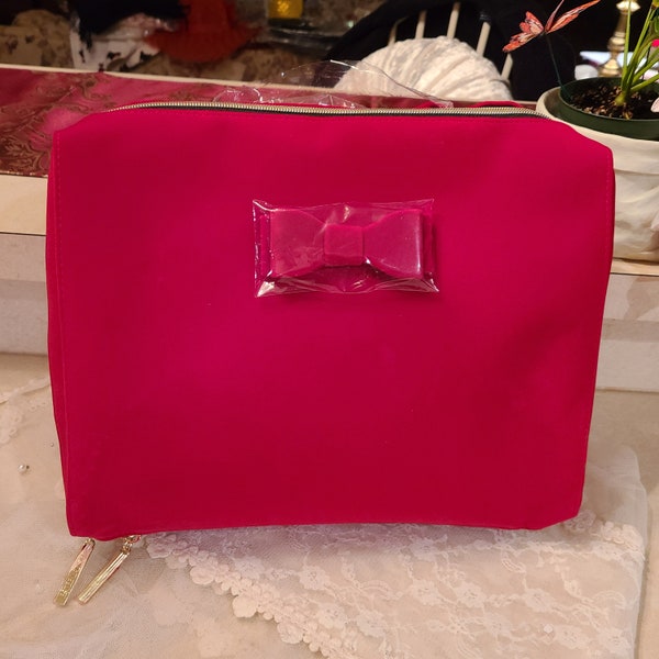 Estee Lauder Red Velvet Cosmetic / Makeup Bag / Train Case - 13" x 11" x 3.5"