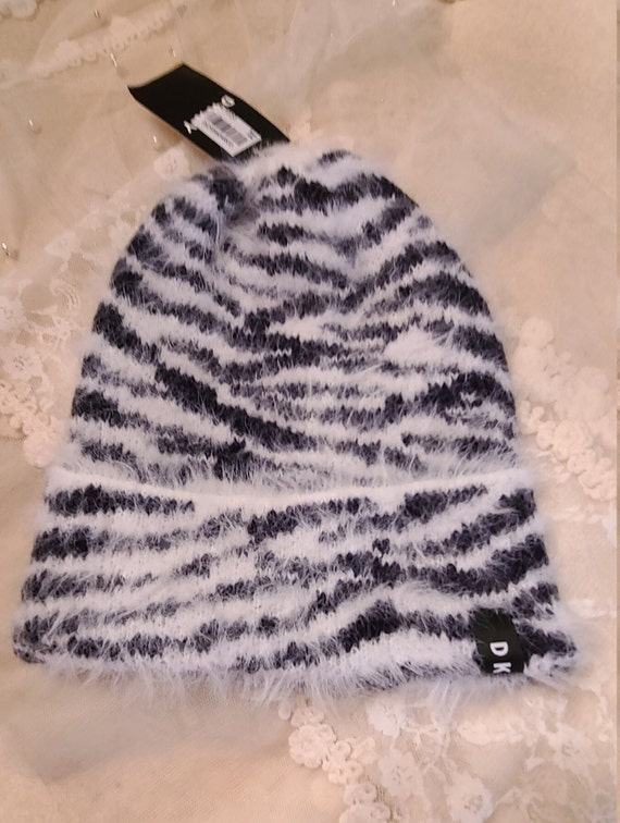 WINTER CLEARANCE GLAM  Zebra Print Black and Whit… - image 2