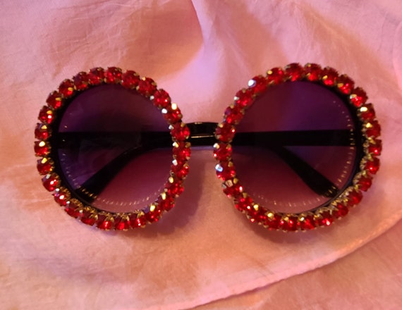 Very large cheap sunglasses