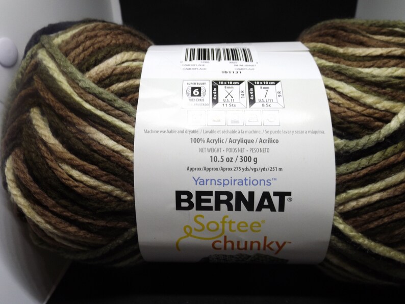 Bernat Softee Chunky Ombre Yarn ~ Jumbo Ball ~ Colour # 31525 Camouflage ~ 300 Grams10.5 Ounces ~ 275 Yards ~ #6 Super Bulky
