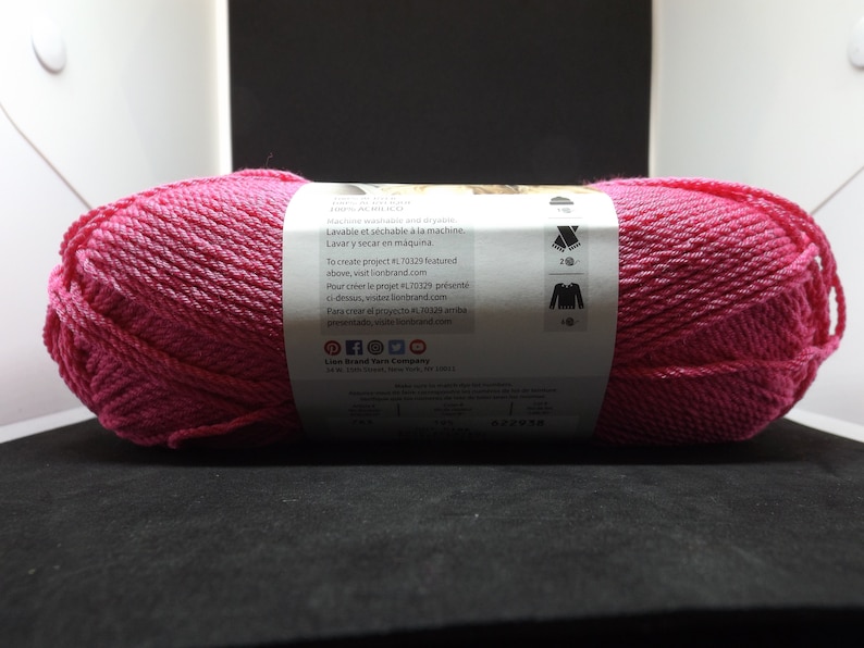 Lion Brand ZZ Twist Yarn ~ #195 Hot Pink ~ 3.5 oz100 grams ~ 246 Yards225 Meters ~ #4 Med ~ knitting, crochet