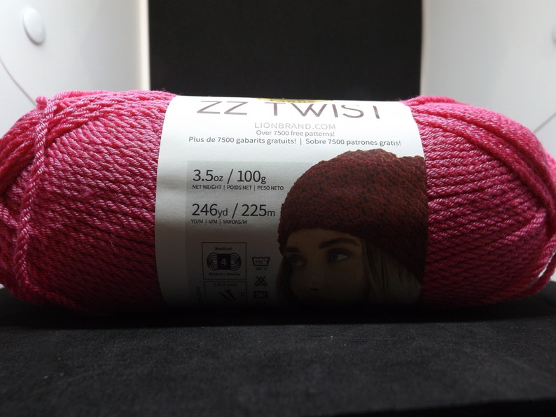 Lion Brand ZZ Twist Yarn ~ #195 Hot Pink ~ 3.5 oz100 grams ~ 246 Yards225 Meters ~ #4 Med ~ knitting, crochet